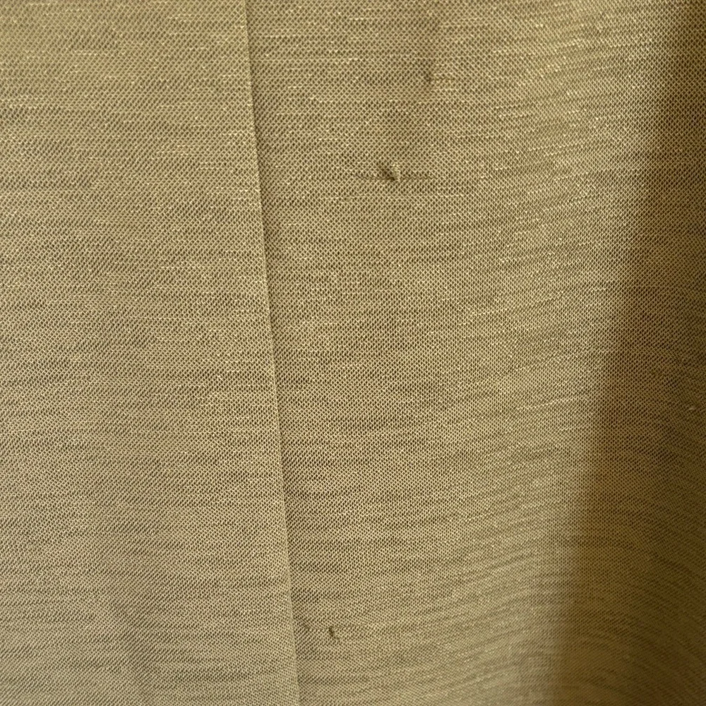 V-Neck Tank Top - Picture 5 of 5